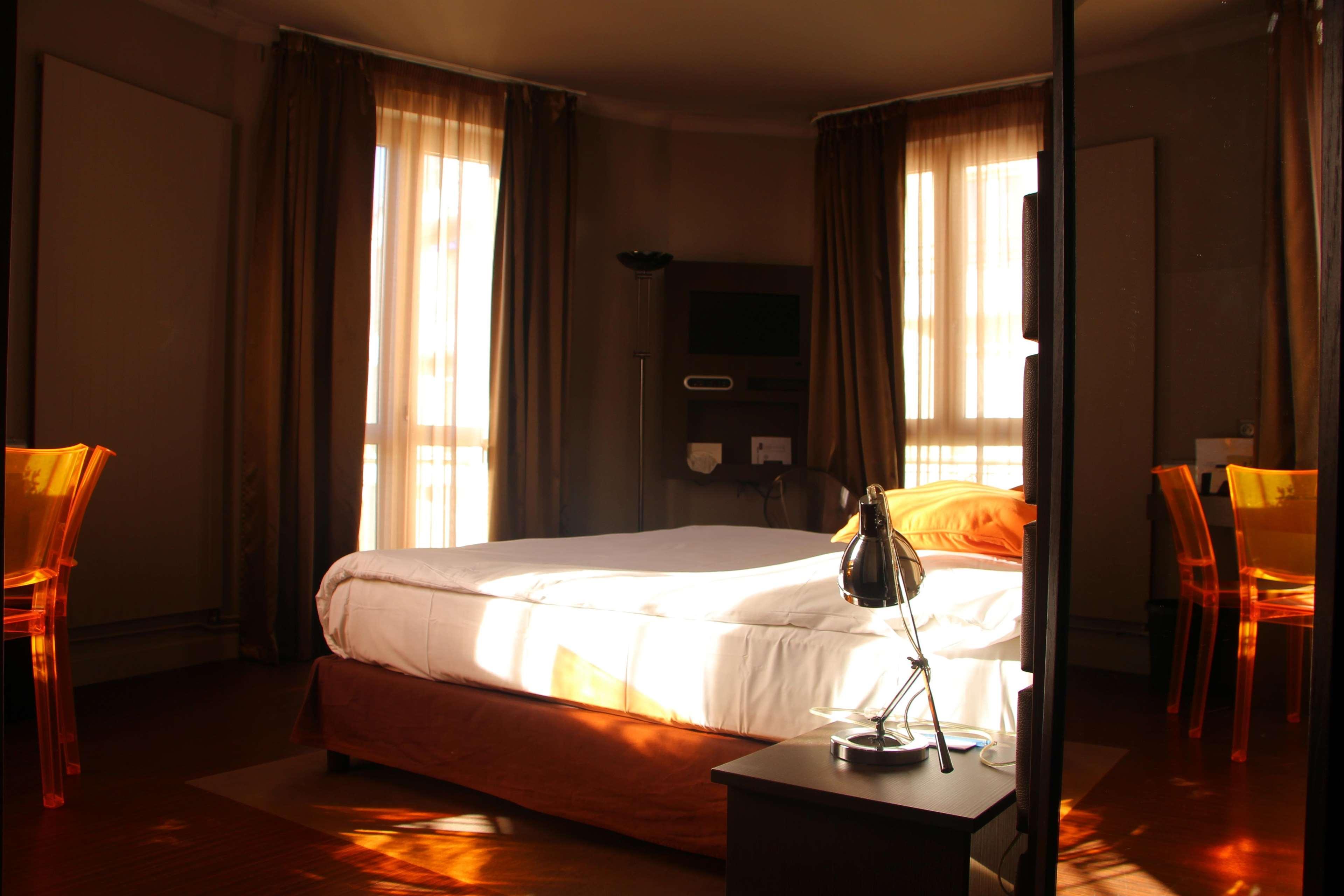 Kyriad Restaurant Centre Spa Vichy Kültér fotó